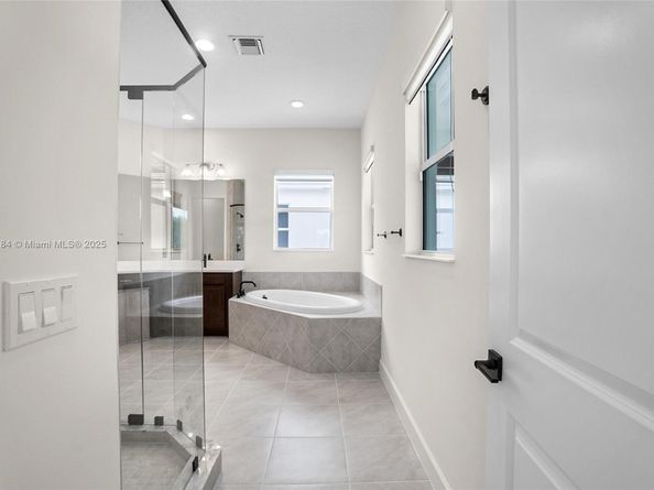 15030 Wildwood Cir, Westlake FL 33470