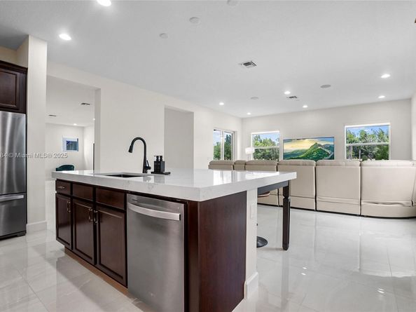 15030 Wildwood Cir, Westlake FL 33470
