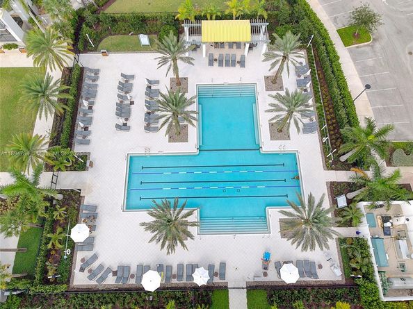 15030 Wildwood Cir, Westlake FL 33470