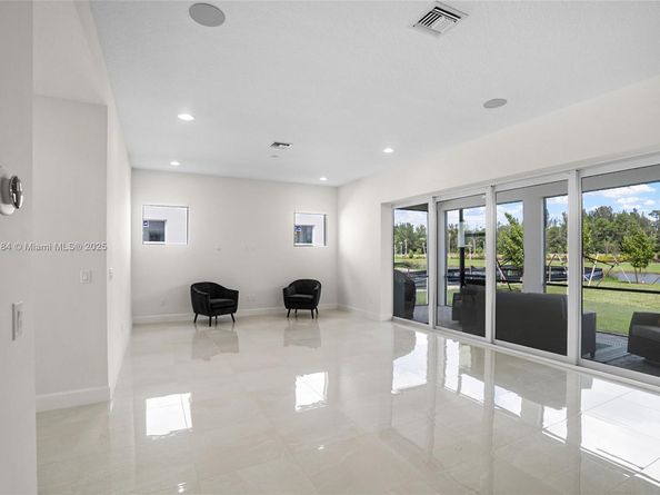 15030 Wildwood Cir, Westlake FL 33470