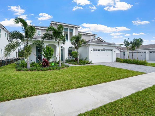 15030 Wildwood Cir, Westlake FL 33470