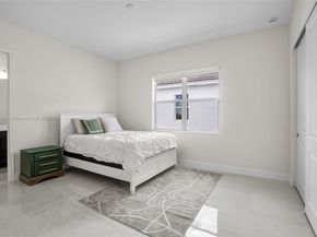 15030 Wildwood Cir, Westlake FL 33470