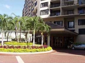 540 Brickell Key Dr 302, Miami FL 33131