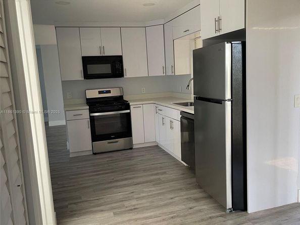 11500 NW 39th St, Sunrise FL 33323