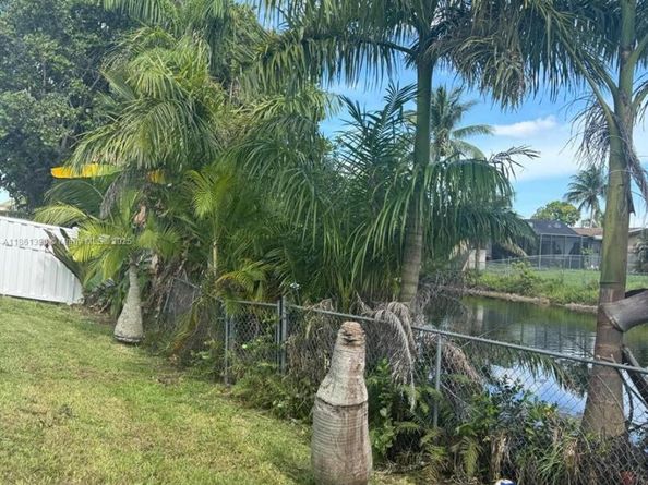 11500 NW 39th St, Sunrise FL 33323