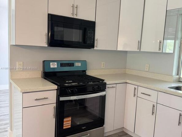 11500 NW 39th St, Sunrise FL 33323