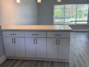 11500 NW 39th St, Sunrise FL 33323