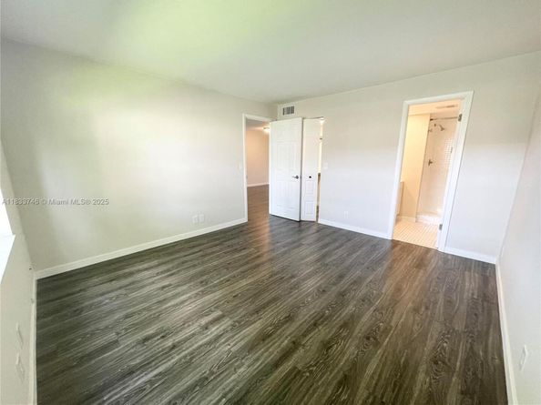 9750 Sunrise Lakes Blvd 109, Sunrise FL 33322