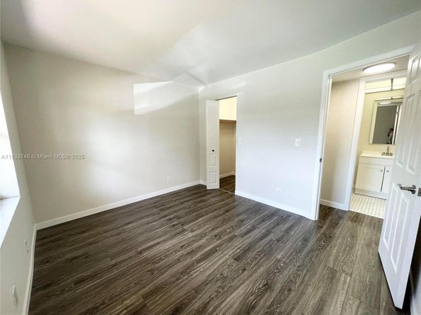 9750 Sunrise Lakes Blvd 109, Sunrise FL 33322