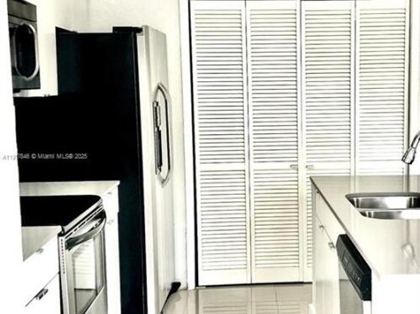 977 Riverside Dr 211, Coral Springs FL 33071