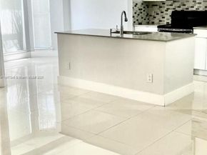 977 Riverside Dr 211, Coral Springs FL 33071