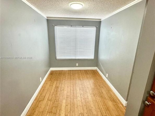 8253 NW 8th Pl 2, Plantation FL 33324