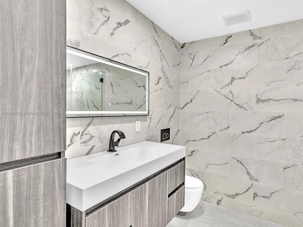 1234 Funston St, Hollywood FL 33019