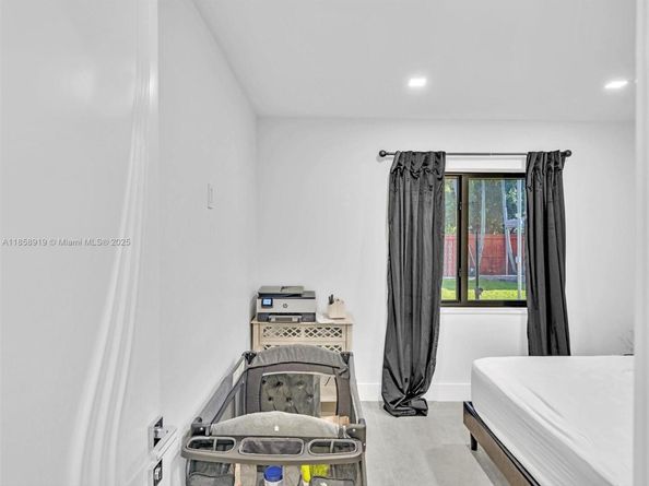 1234 Funston St, Hollywood FL 33019