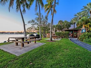 1 Grove Isle Dr A1106, Miami FL 33133