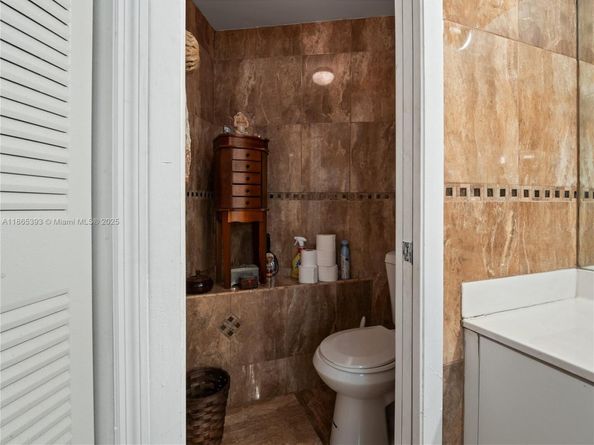 19253 NW 22nd St, Pembroke Pines FL 33029