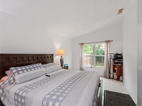 19253 NW 22nd St, Pembroke Pines FL 33029