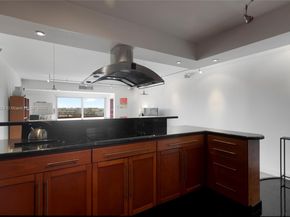 1625 SE 10th Ave 905, Fort Lauderdale FL 33316