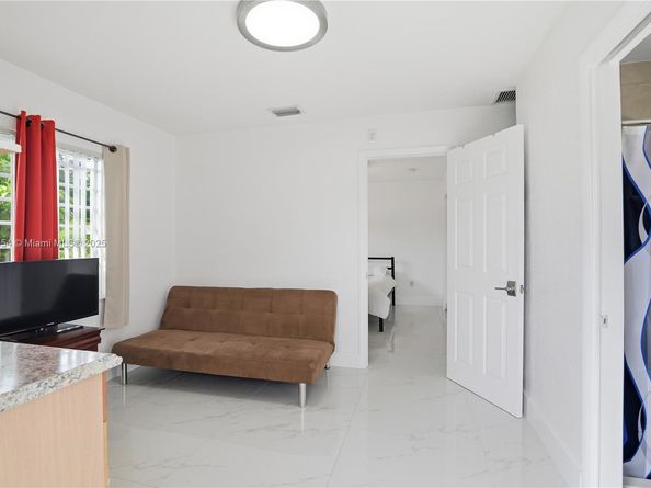 21695 SW 120th Ave, Miami FL 33170