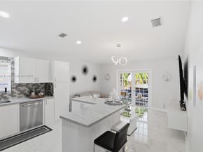 21695 SW 120th Ave, Miami FL 33170