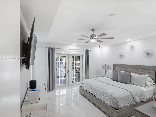 21695 SW 120th Ave, Miami FL 33170