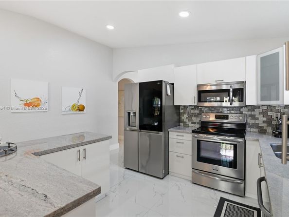 21695 SW 120th Ave, Miami FL 33170