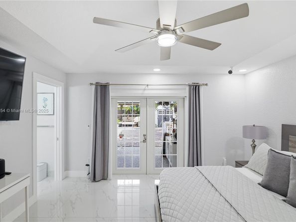 21695 SW 120th Ave, Miami FL 33170