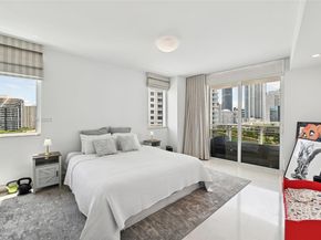 901 Brickell Key Blvd 1009, Miami FL 33131