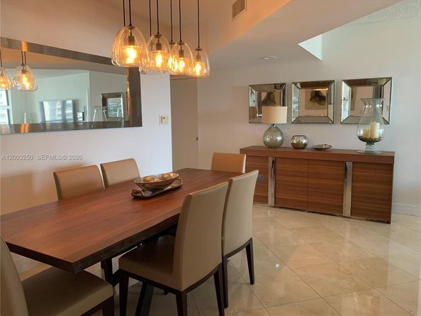 21055 Yacht Club Dr 2904, Aventura FL 33180