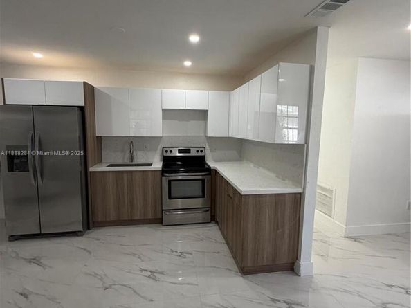 1865 NW 55th Ter, Miami FL 33142