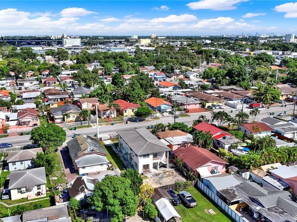 2974 NW 28th St, Miami FL 33142