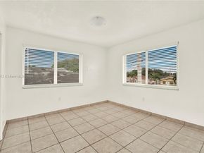 2974 NW 28th St, Miami FL 33142