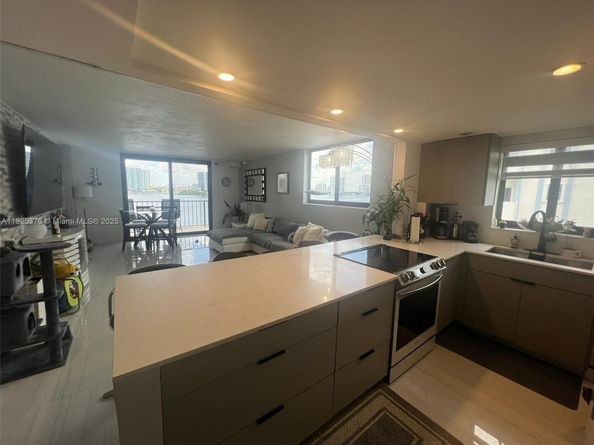 17878 N Bay Rd 507, Sunny Isles Beach FL 33160