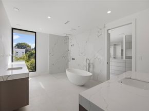 7965 SW 53rd Ave, Miami FL 33143