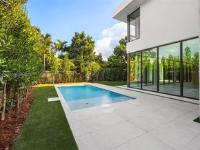 7965 SW 53rd Ave, Miami FL 33143