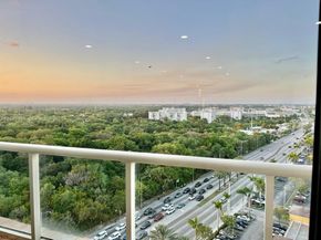 13499 Biscayne Blvd PH1705, North Miami FL 33181