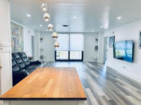 13499 Biscayne Blvd PH1705, North Miami FL 33181