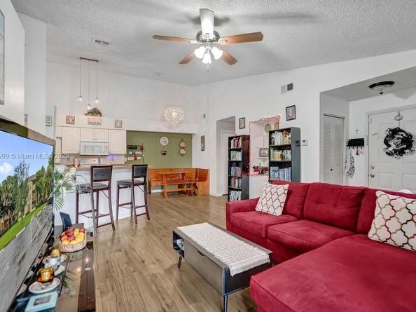 9999 Summerbreeze Dr 108, Sunrise FL 33322