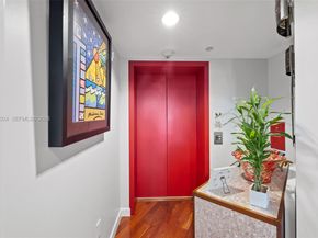 1455 Ocean Dr 1401, Miami Beach FL 33139