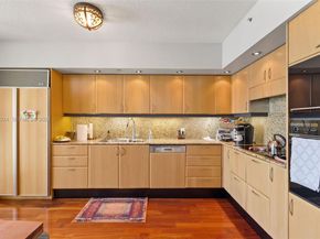 1455 Ocean Dr 1401, Miami Beach FL 33139