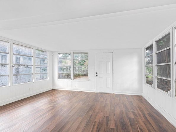 1408 NW 9th Ave, Fort Lauderdale FL 33311