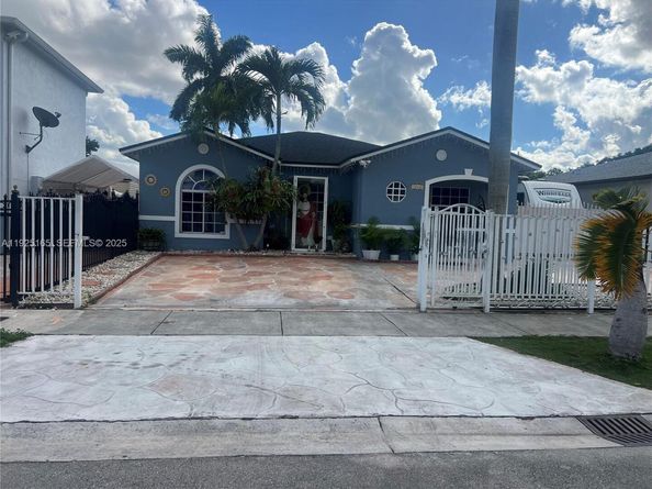 12446 SW 198th St, Miami FL 33177