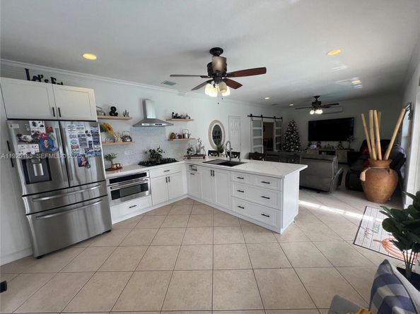 12446 SW 198th St, Miami FL 33177