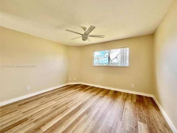 3449 NW 44th St 101, Oakland Park FL 33309