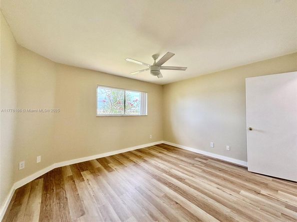 3449 NW 44th St 101, Oakland Park FL 33309