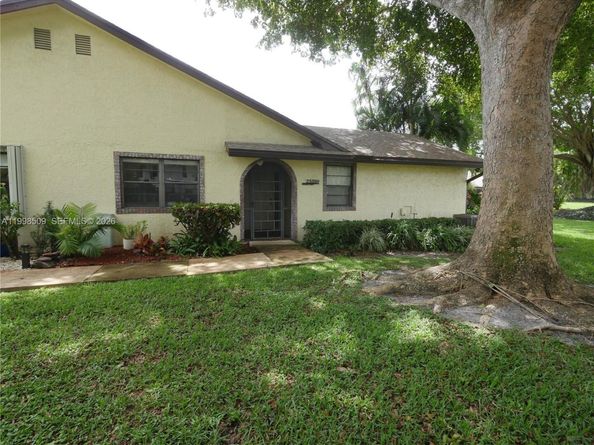 23359 Barlake Dr, Boca Raton FL 33433