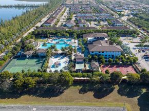 9860 NW 88th St, Doral FL 33178