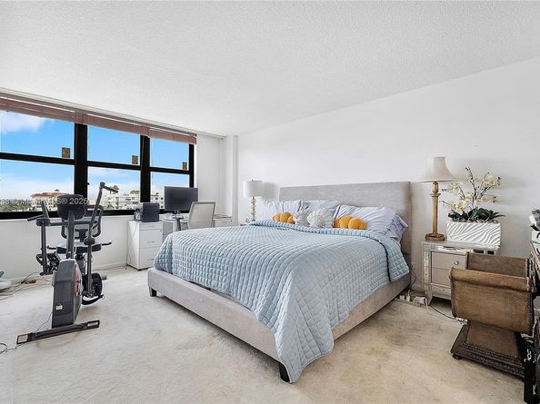 10101 E Bay Harbor Dr 702, Bay Harbor Islands FL 33154