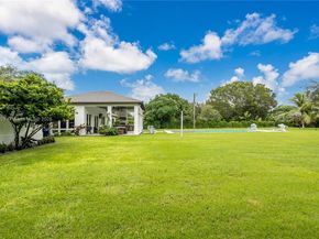 11835 SW 91st Ave, Miami FL 33176
