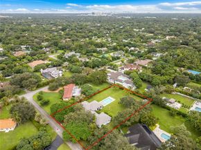 11835 SW 91st Ave, Miami FL 33176
